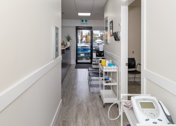 Clinic-Interior-05-hallway-500x700-Aldergrove-Physiotherapy-and-Rehabilitation-Centre-Aldergrove-BC